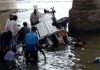 gujarat-news/saurasthra-kutch/utility-vehicle-fell-down-from-the-bridge-near-rajkot