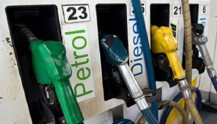 .hmedabad-news/other/petrol-price-slashed-by-39-paisa-today