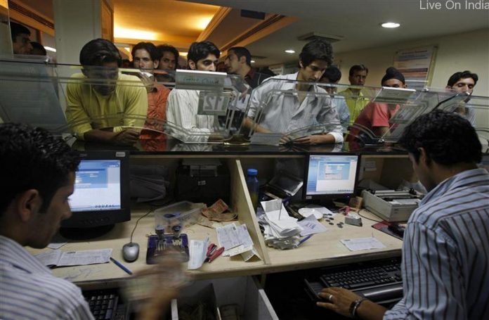 .economy-finance/gst-on-the-atm-transactions-more-than-limit-in-banks