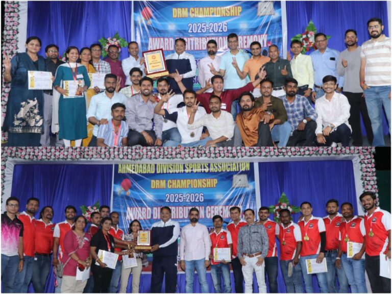 અમદાવાદ મંડળના ડીઆરએમ શ્રી વેદ પ્રકાશ દ્વારા સાબરમતી સ્ટેશનના પુનર્વિકાસ કાર્યોનું નિરીક્ષણ